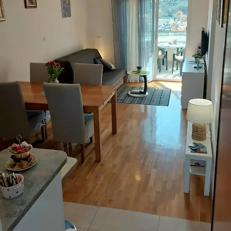 Apartamento Lana *
